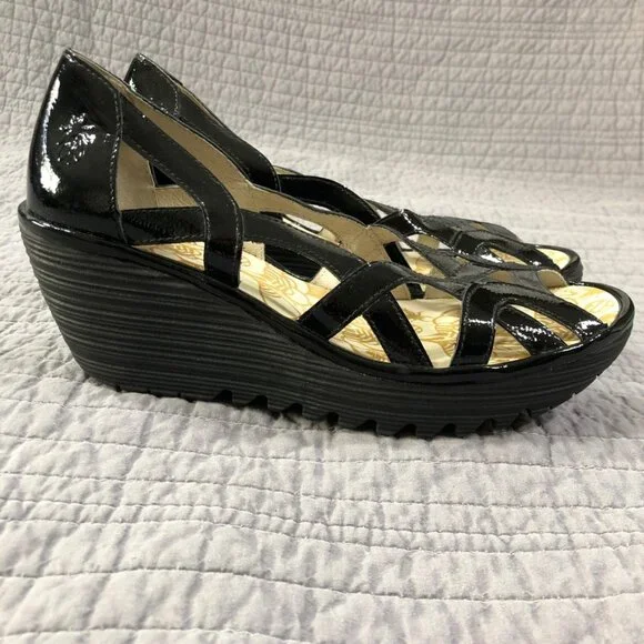 Fly London Wedge Size 41 EU 10 US Yadi Interwoven Straps Peep Toe Black Patent - Picture 9 of 13